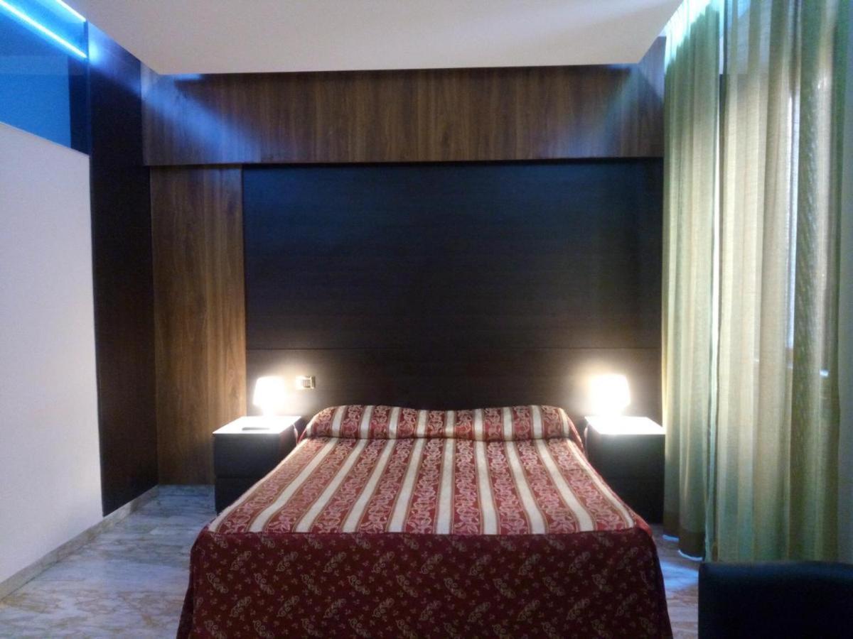 Hotel Milazzo Ρώμη Εξωτερικό φωτογραφία
